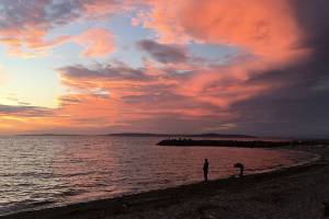 A summer sunset at Bracketts Landing in Edmonds. (Olivia Vanni / The Herald)