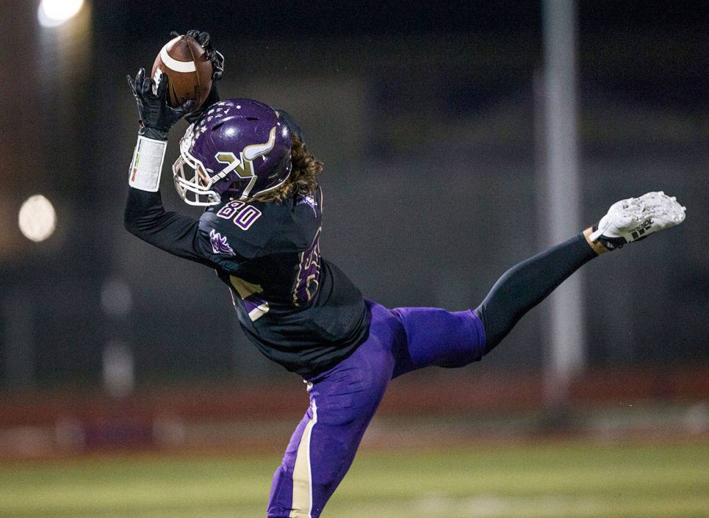 Lake Stevens Drew Carter makes a catch during a 4A state playoff game against Curtis on Nov. 9 in Lake Stevens. (Olivia Vanni / The Herald)