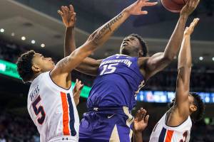 No. 11 Auburn jumps out to big lead, routs No. 25 Washington