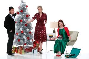 Jane Lynch’s show puts a swingin’ fresh spin on Christmas