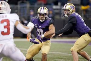 UW seniors prepare for their final game at Husky Stadium