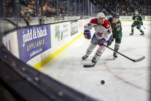 Silvertips fall in overtime 3-2 to the Spokane Chiefs