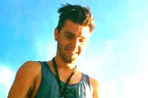 Witness says boyfriend followed orders before deputies fired