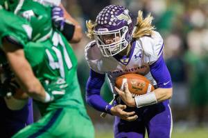 Lake Stevens beats Woodinville to reach 4A state title game (video)