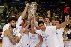 Gonzaga passes Kansas, takes over top spot in AP poll
