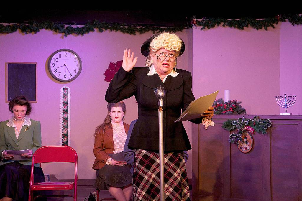 Susan Connors plays Denise/Mrs. Mandelbread in Twist of the Magi. (Photo by James Sipes)