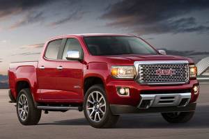 2019 GMC Canyon pickup is good looking and perfectly sized