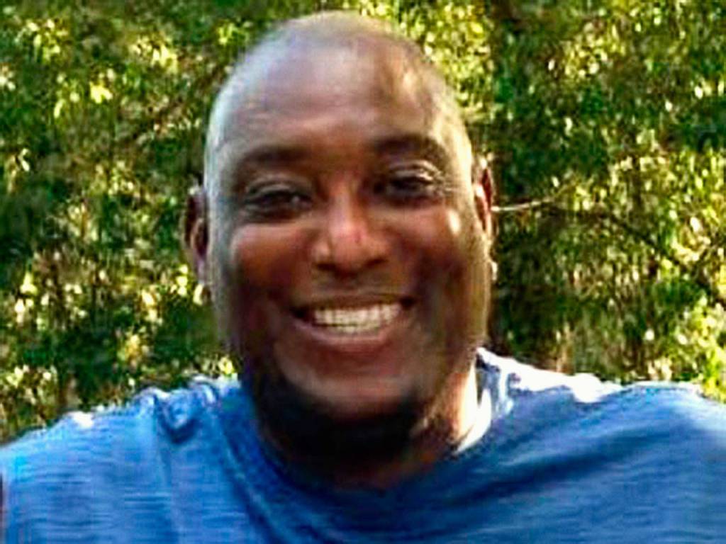 Former Seahawk defensive end, Antonio Edwards, who lives in Mukilteo, will be at Wednesdays event at the Rosehill Community Center. (Contributed Photo)