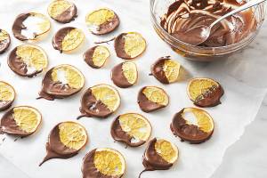 Balance of flavor is just right in chocolate-orange crisps