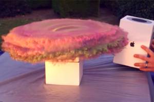 Decoy package sprays porch pirates with glitter, fart smell