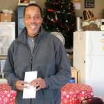 Homeless man wins Whidbey’s Spin Cafe Hamlet challenge