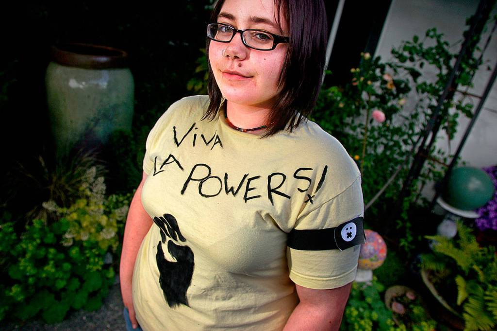 Brynn Eden, shown here as a 17-year-old Cascade High School junior in 2007, was among supporters of Kay Powers, a teacher who lost her job at Cascade after helping students publish an underground newspaper. Powers died Jan. 4. Eden, now 29, plans to speak at Powers memorial service Sunday. (Kevin Nortz / Herald File)