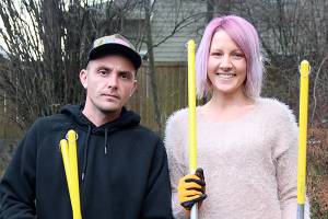 Pooper Troopers swoop in, scoop up