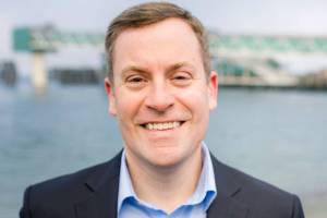 Councilman Mike Nelson announces run for Edmonds mayor