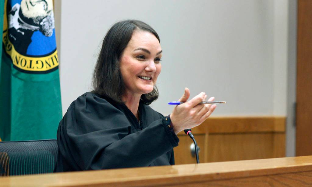 Judge Michelle Gehlsen explains the rules of the court before the mock trial begins. (Zachariah Bryan / The Herald)