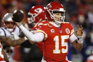Chiefs QB Mahomes takes MVP and top offensive player awards