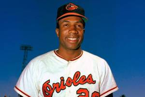 Hall of Famer, pioneering manager Frank Robinson dies at 83