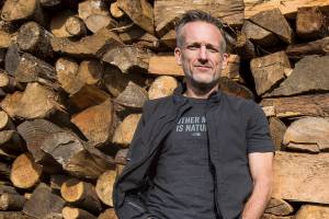 Who won a date with the Lake Stevens ‘Woodchopping Dad’?