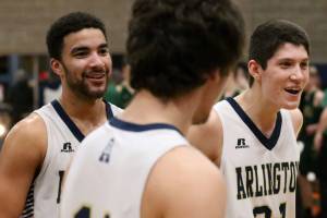 Arlington boys top Getchell, punch ticket to regionals (VIDEO)