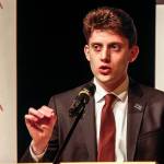 Stoneman Douglas High School student Kyle Kashuv speaks to an audience at Jackson High School Wednesday night about his conservative ideas with respect to guns and school shootings. Kashuv is a gun-rights advocate. (Dan Bates / The Herald)