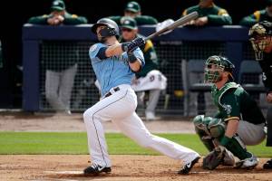 Haniger homers, M’s rout A’s in 1st official spring game
