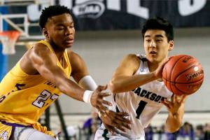 Puyallup holds off Jackson boys at Hardwood Classic (VIDEO)