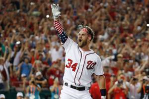 AP source: Harper agrees to record deal with Phillies