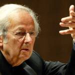 Conductor of the Oslo Philharmonic Orchestra, Andre Previn, conducts the 15th symphony concert during the Lucerne Festival in the concert hall in Lucerne, Switzerland, on Sept. 1, 2004. Previn, the pianist, composer and conductor whose broad reach took in the worlds of Hollywood, jazz and classical music, died in his Manhattan home, Thursday. He was 89. (Urs FlueelerKEYSTONE via AP, File)