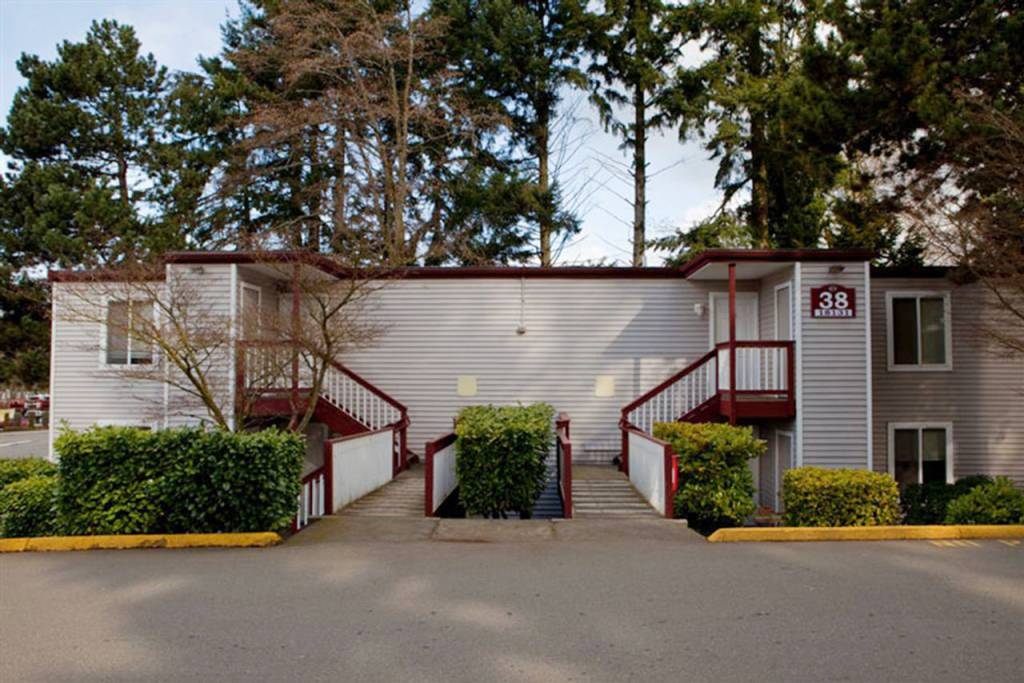The nearly 60-year-old Whispering Pines apartment complex is dilapidated, according to the housing authority. (Housing Authority of Snohomish County)