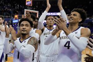 Senior who stayed will leave Huskies as Pac-12 champs