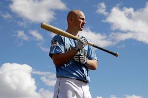 Mariners to be without Seager for at least a month
