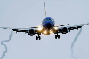 Citing new data, FAA relents and grounds the Boeing 737 MAX