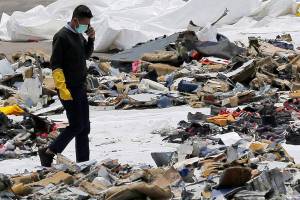 Pilot who hitched a ride saved Lion Air 737 day before crash