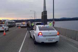 Man found dead in car on SR 520 bridge in Seattle
