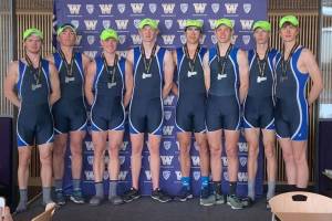 Community sports roundup: Everett’s varsity rowers on a roll