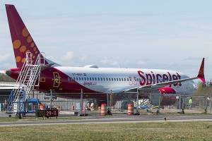 Boeing races ahead with 737 output, parking some in Everett