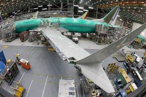 Boeing to cut production rate of 737s in Renton by 19%
