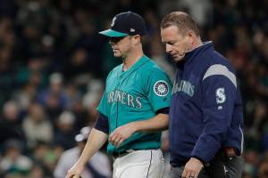 Mariners notebook: LeBlanc to miss time with oblique injury