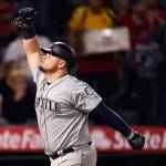 M’s slug 4 homers in 2nd straight win over Angels
