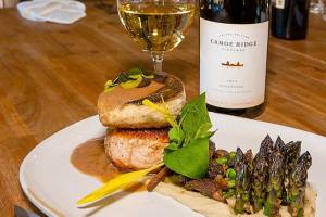 Chef shows flair at pairing wine with springtime vegetables