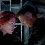 Black Widow (Scarlett Johansson) and Hawkeye (Jeremy Renner) share a quiet moment in Avengers: Endgame. (Walt Disney Studios / Marvel Studios)