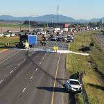 1 killed, 5 injured in I-5 crash at Conway; SB lanes blocked
