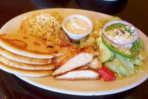 Kafe Neo in Edmonds feeds a crowd with no fuss and no muss