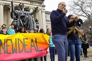 Presidential hopeful Inslee unveils clean energy plan