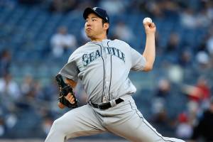 Kikuchi, Healy lead M’s to rout of Yankees