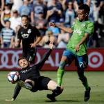 Sporting Kansas City edges the Sounders, 3-2
