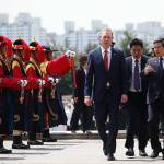 Pentagon tells White House to stop politicizing military