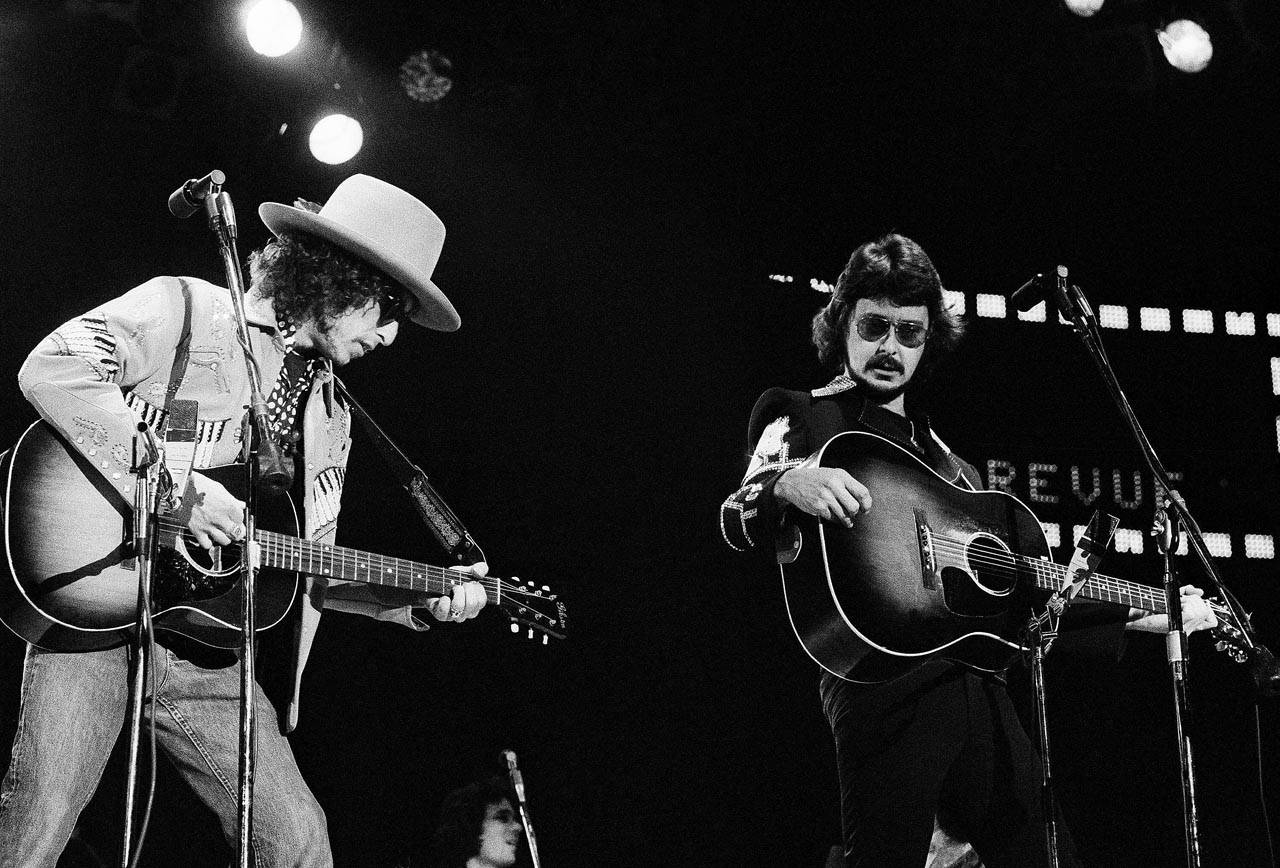 A user's guide to Bob Dylan's legendary Rolling Thunder Revue