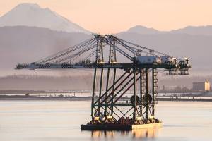 Two big cranes took the slow boat from California to Everett