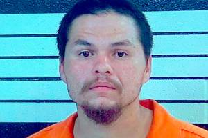 Records: 2 men took child hostage after reservation killings